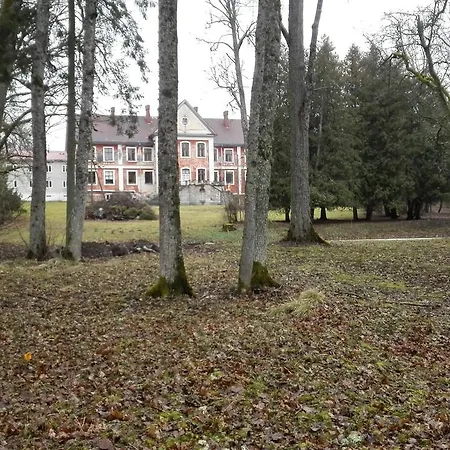 Ravila Manor