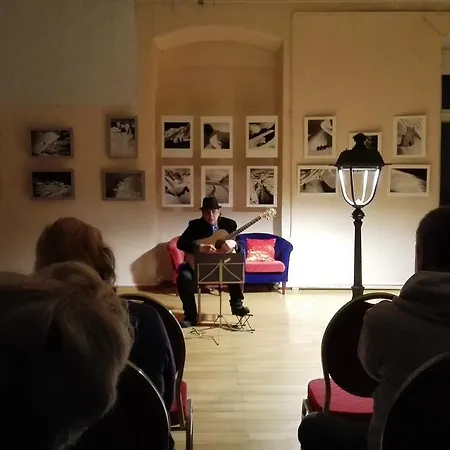 Pensionat Ravila Manor