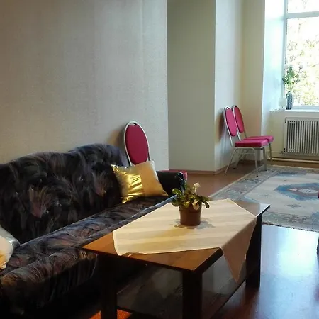 Pensionat Ravila Manor