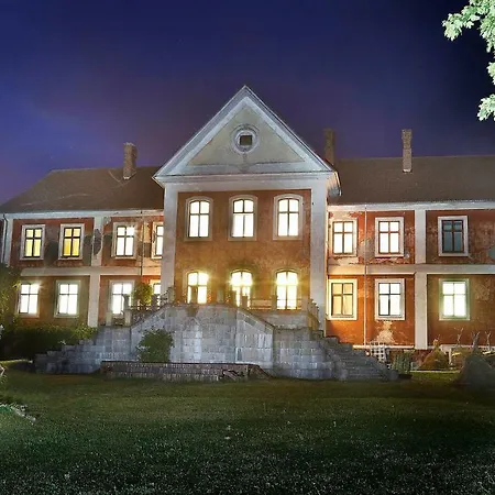 Pensionat Ravila Manor