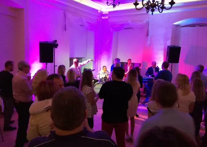 Ravila Manor ゲストハウス Kose